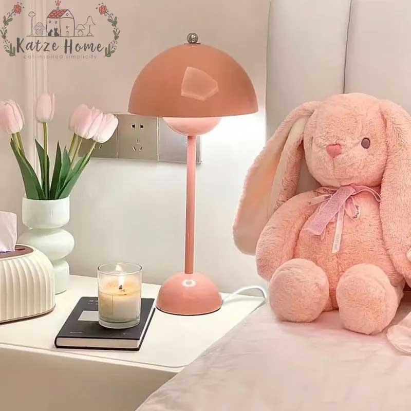 Aurora Mushroom Table Lamp | Vintage-Inspired LED Light with Adjustable Brightness and 3-Color Options 4